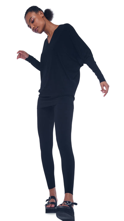 Norma Kamali V NECK DOLMAN TOP
