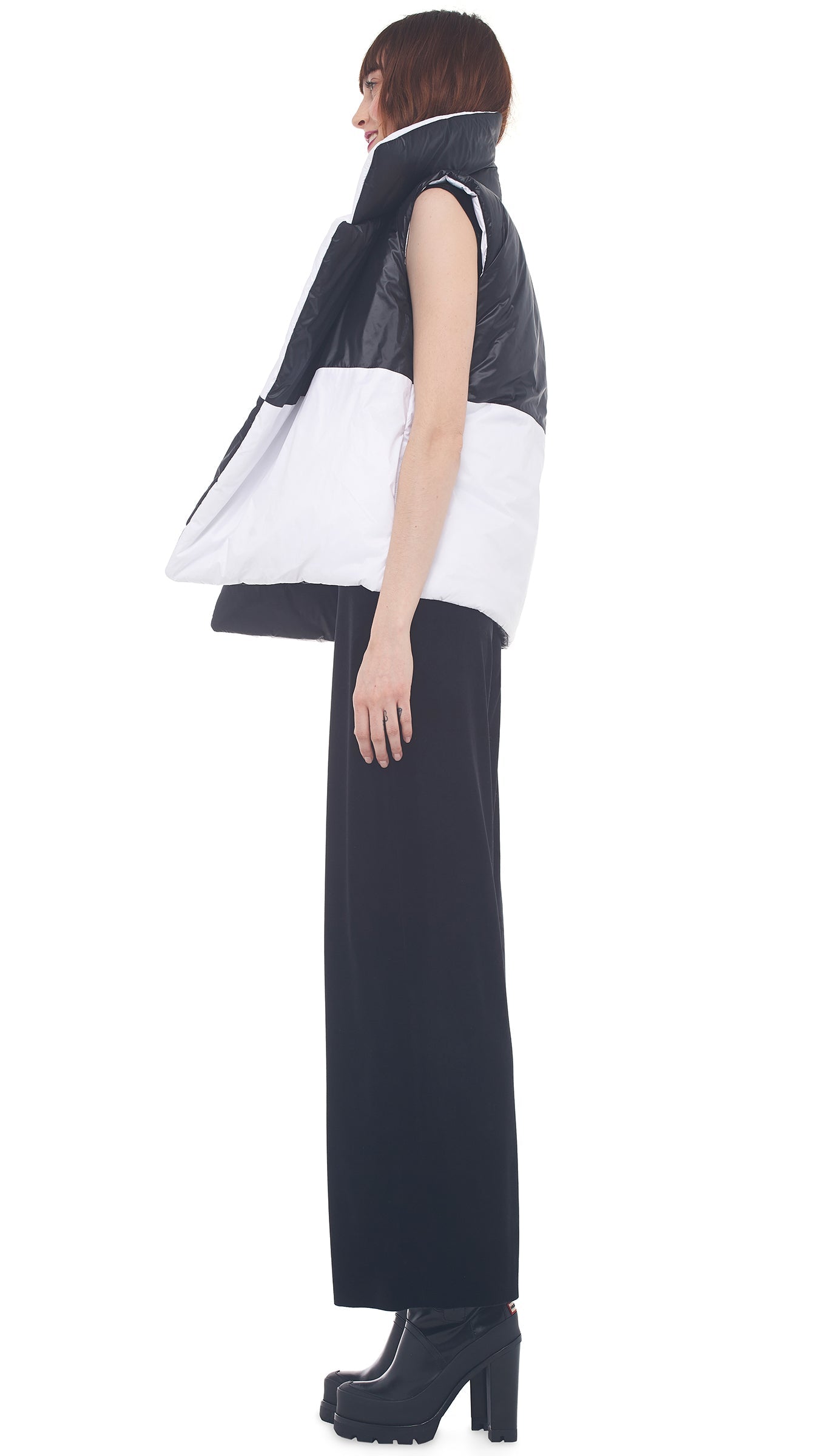 Norma Kamali REVERSIBLE SLEEPING BAG VEST