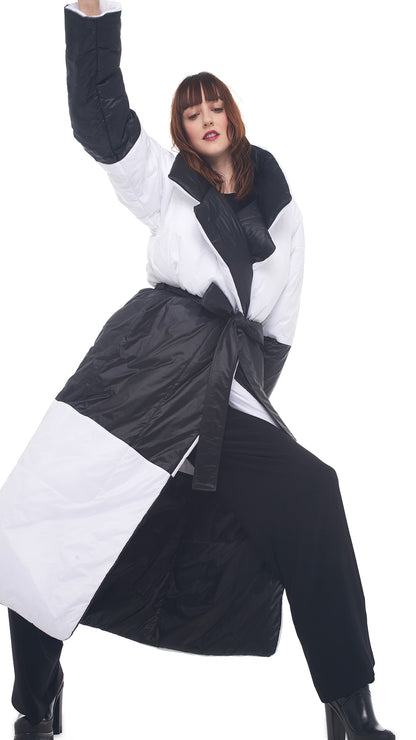 Norma Kamali REVERSIBLE SLEEPING BAG COAT