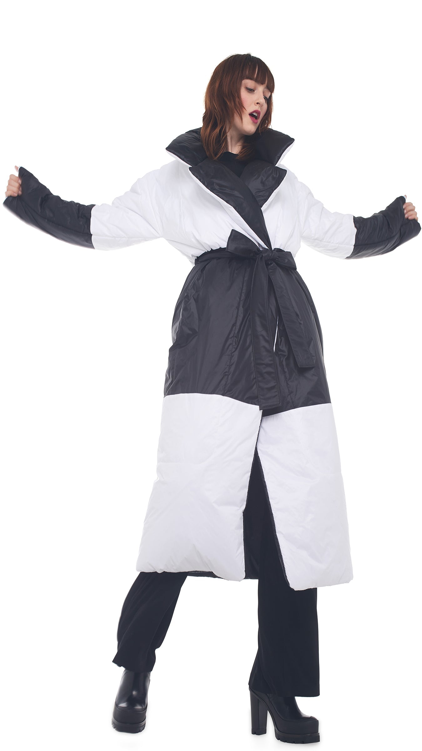Norma Kamali REVERSIBLE SLEEPING BAG COAT