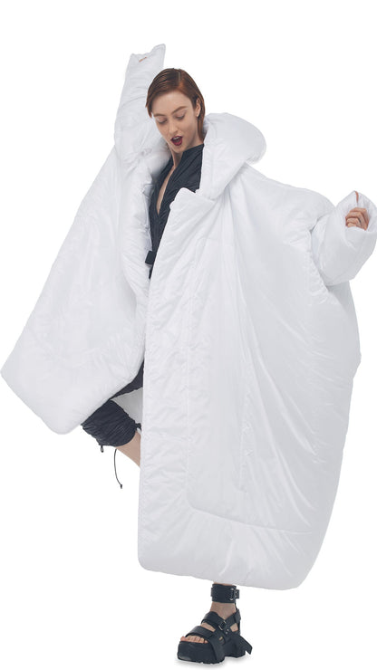 Norma Kamali HOODED BLANKET SLEEPING BAG