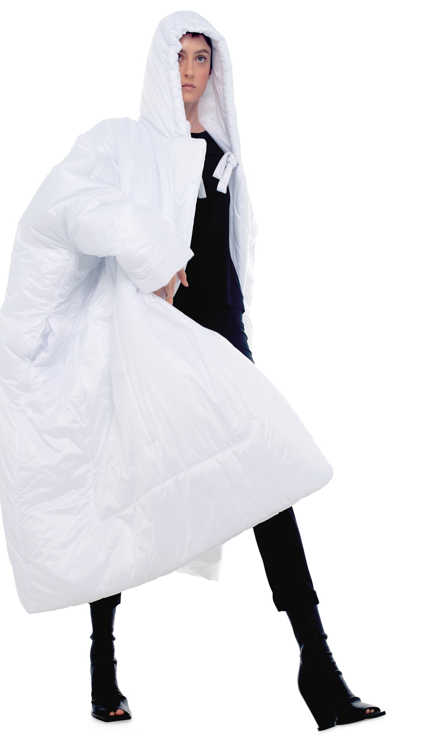 Norma Kamali HOODED BLANKET SLEEPING BAG