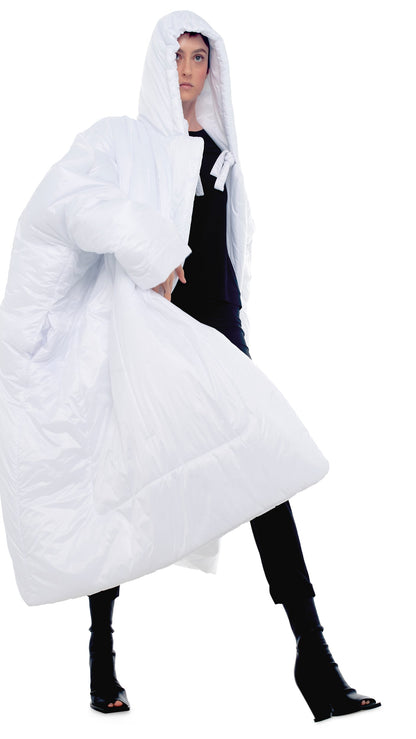Norma Kamali HOODED BLANKET SLEEPING BAG