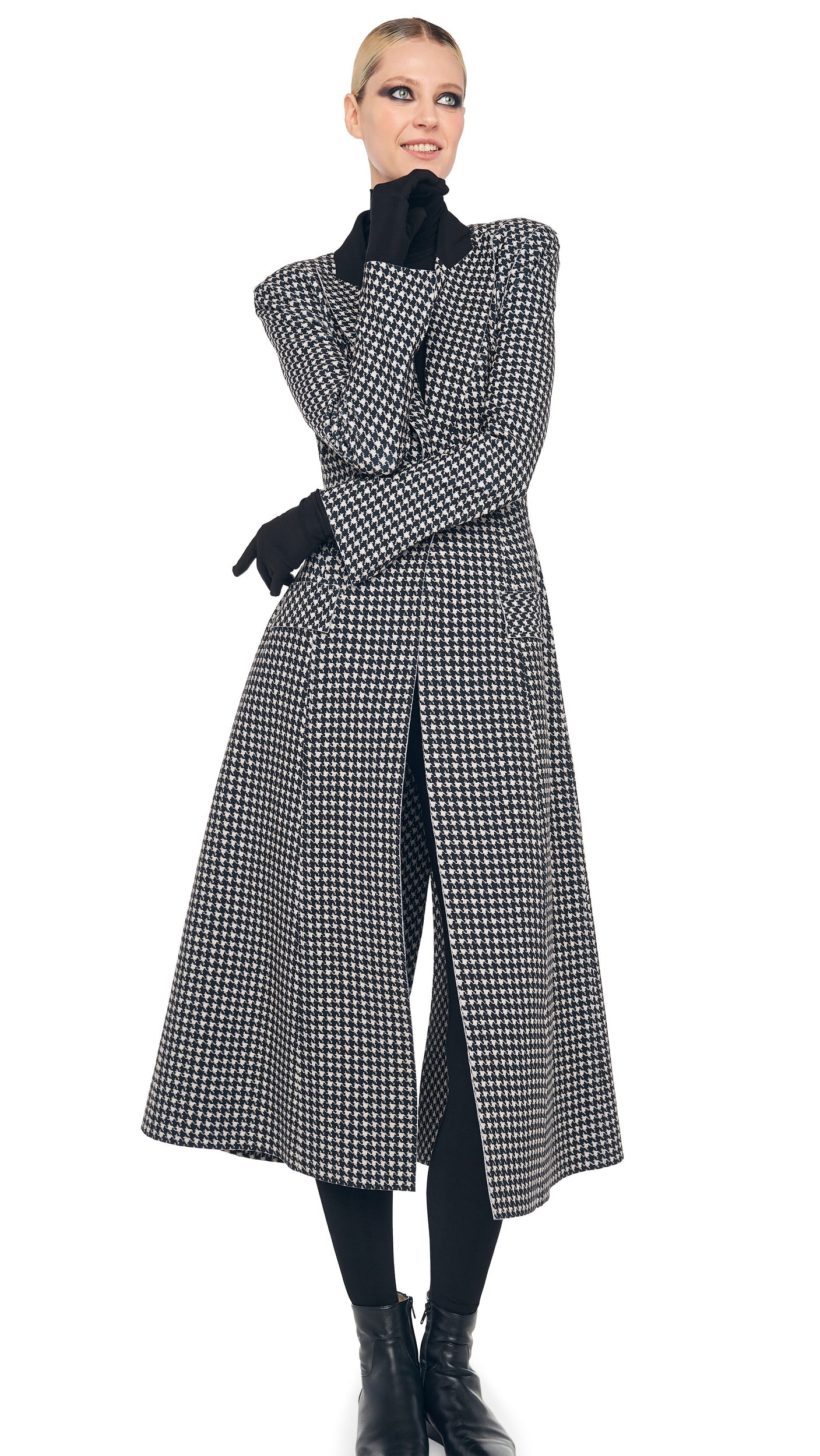 Norma Kamali SINGLE BREASTED BOY FIT RIDING COAT