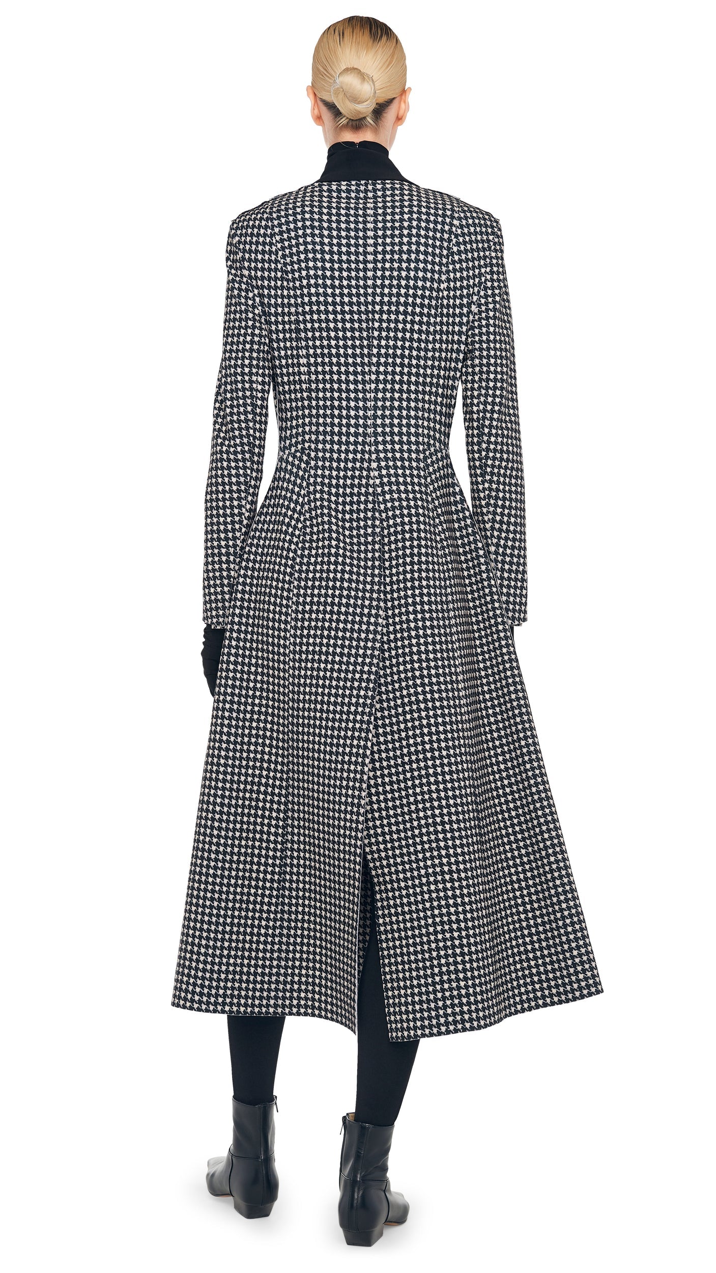 Norma Kamali SINGLE BREASTED BOY FIT RIDING COAT