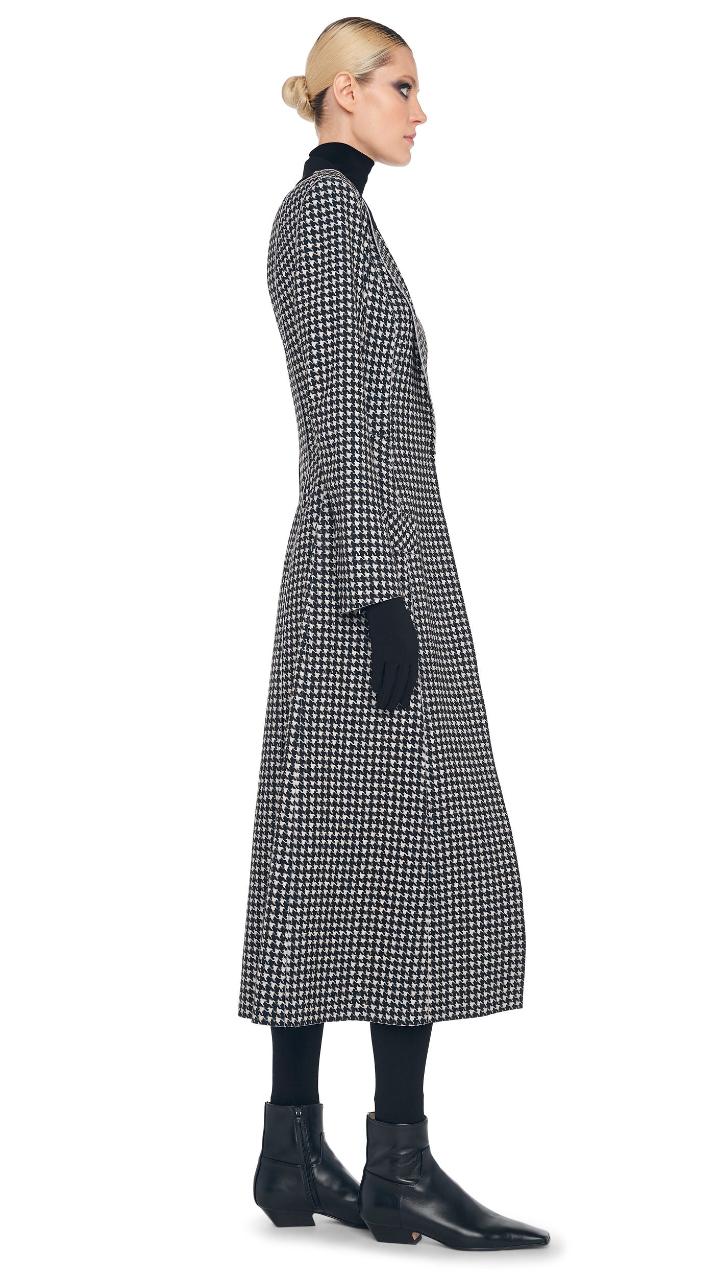 Norma Kamali SINGLE BREASTED BOY FIT RIDING COAT
