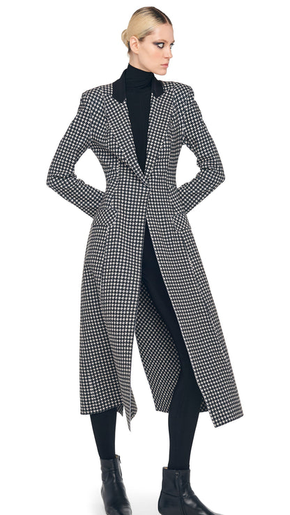 Norma Kamali SINGLE BREASTED BOY FIT RIDING COAT