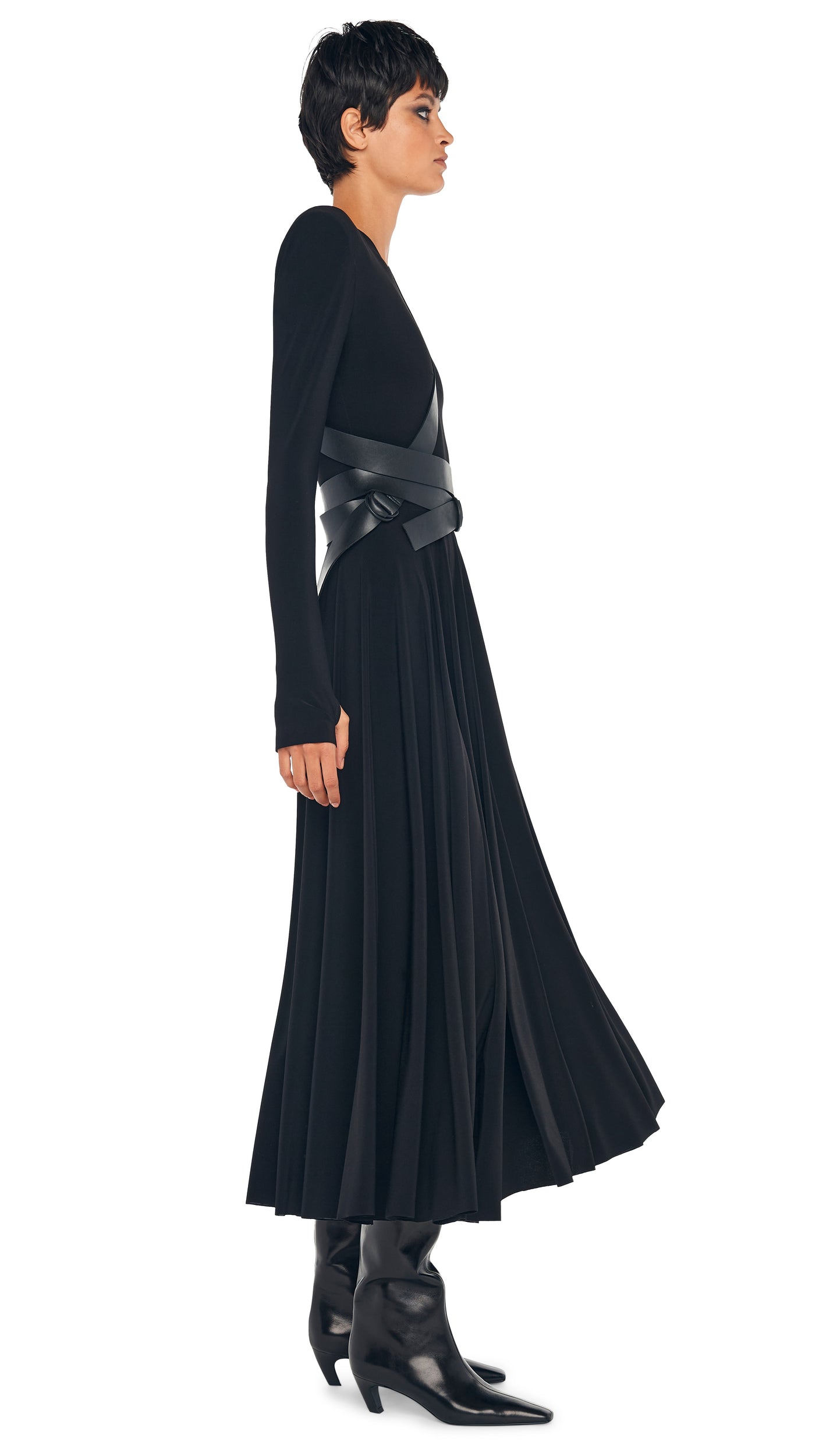 Norma Kamali LS SHOULDER PAD V NECK FLARED DRESS