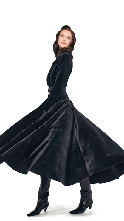 Norma Kamali SINGLE BREASTED FLARED DRESS