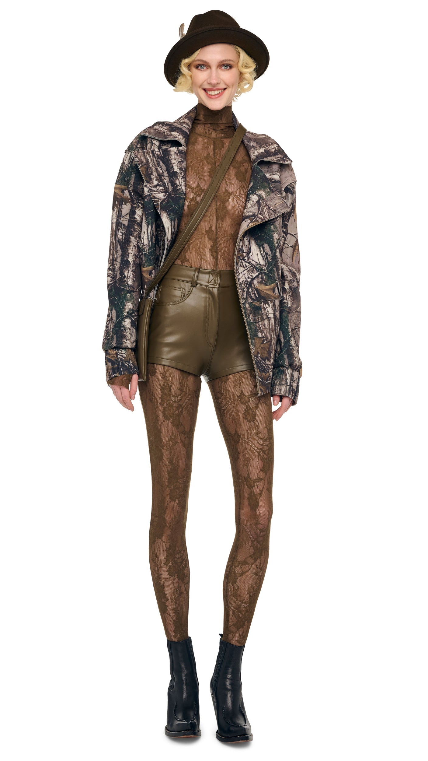 Norma Kamali HIGH WAIST JEAN SHORT