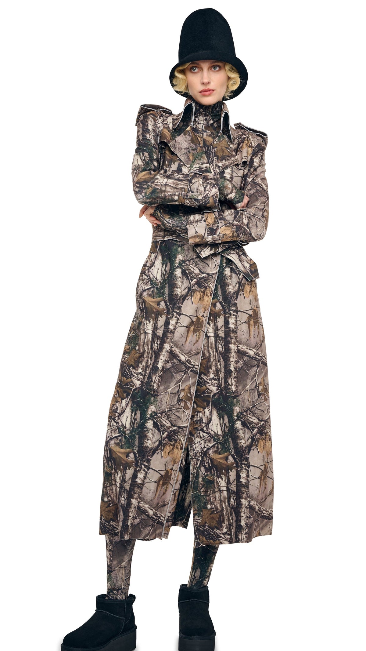 Norma Kamali DOUBLE BREASTED TRENCH